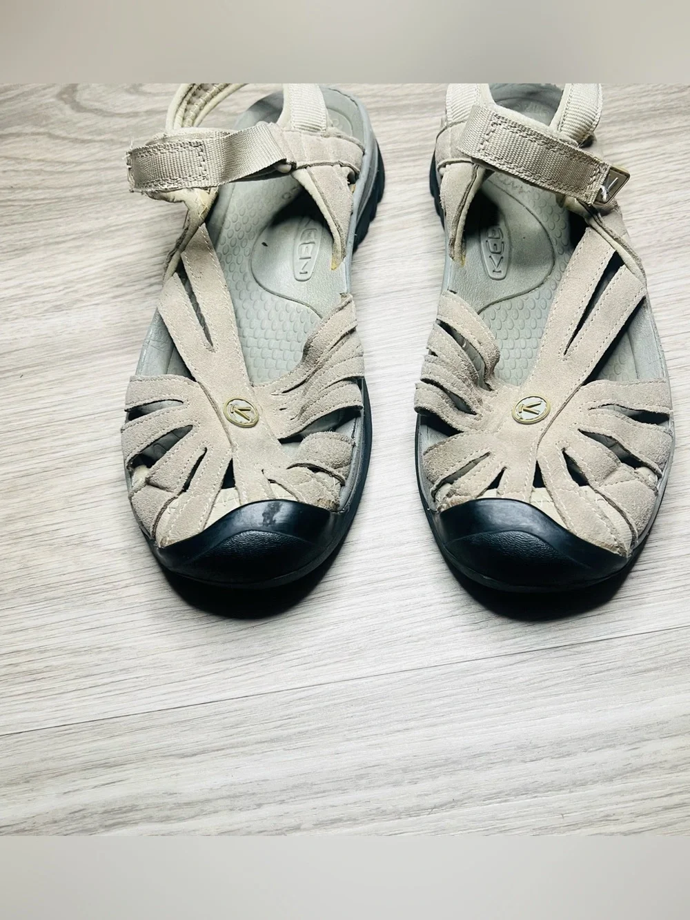 Keen Rose Sandals Women's Sz 8 Gray Gargoyle Raven Outdoor Hiking Waterproof